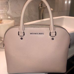Michael Kors Cindy purse